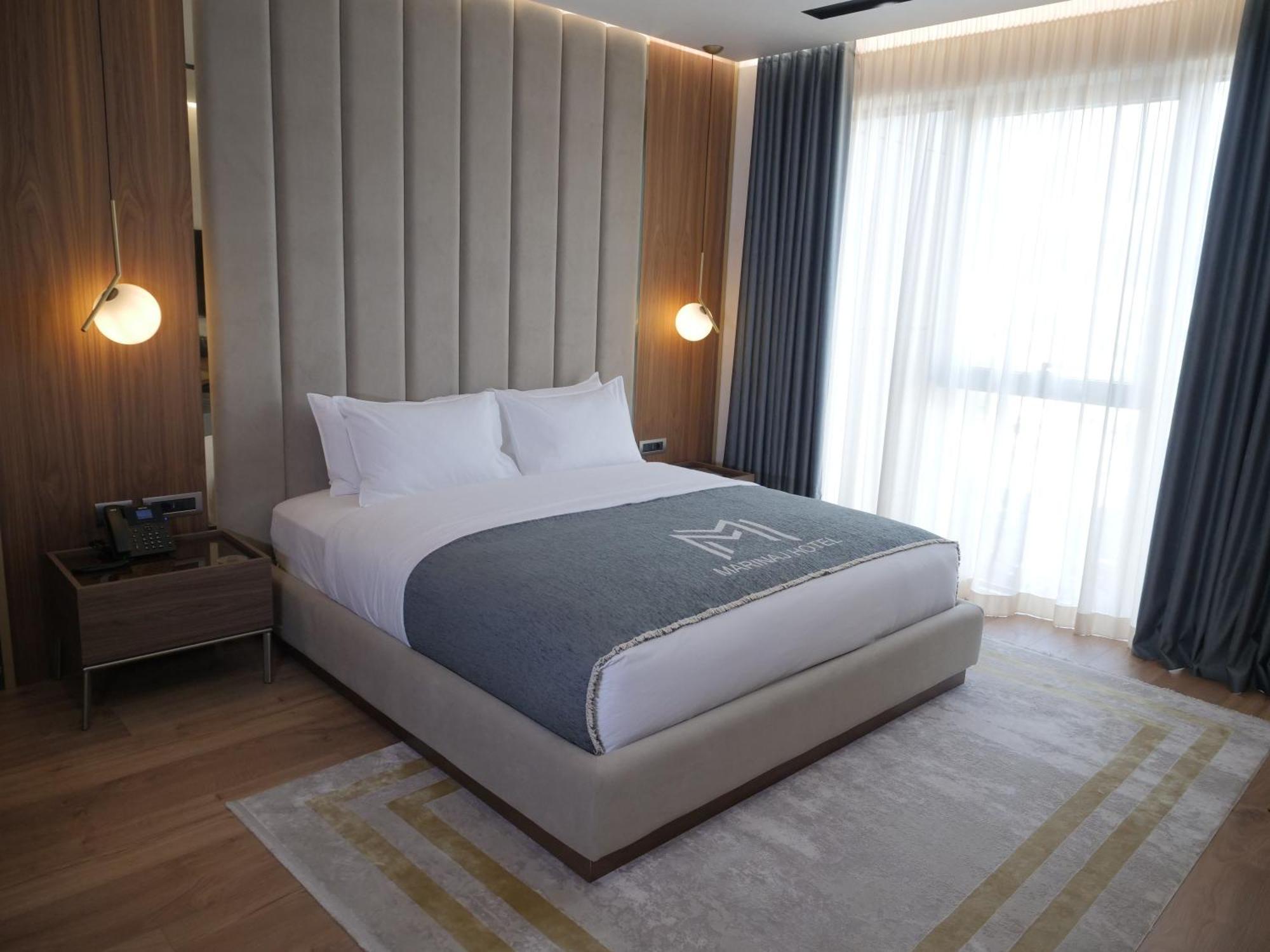 Marinaj & Hotel