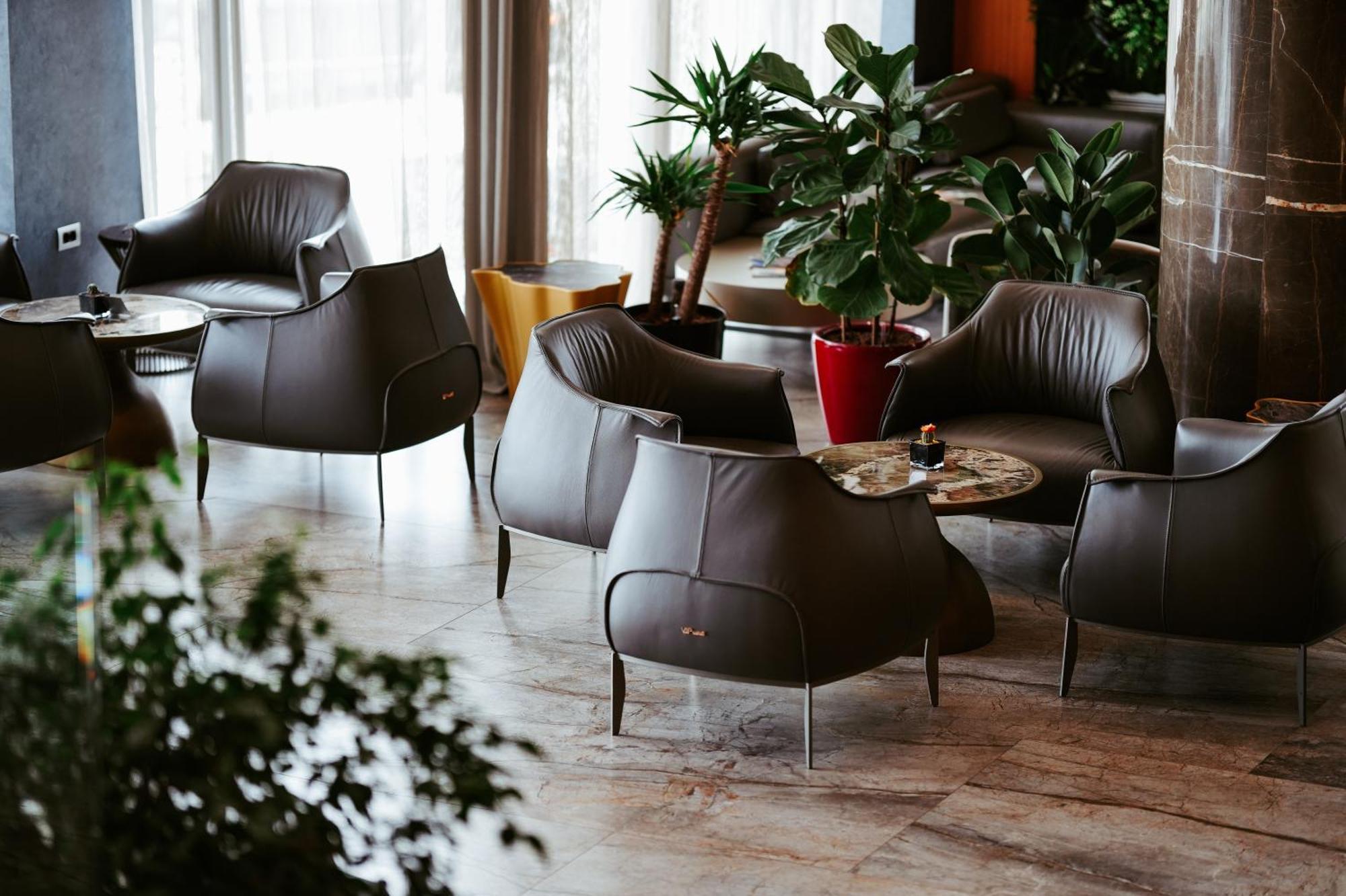 Hotel Marinaj &